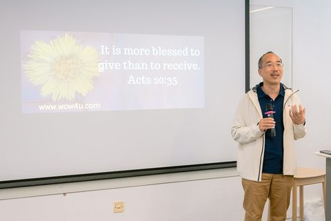 Prof. Lee Ming-yuen, Simon delivers the keynote